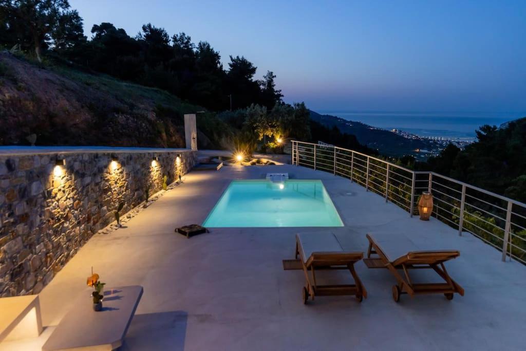 Villa Koukounaria Skopelos stad Exteriör bild