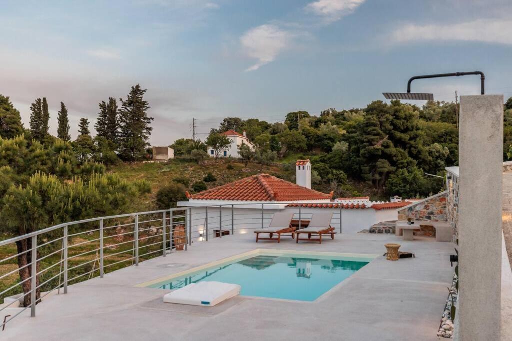 Villa Koukounaria Skopelos stad Exteriör bild